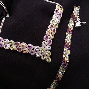 Vintage necklace and bracelet set